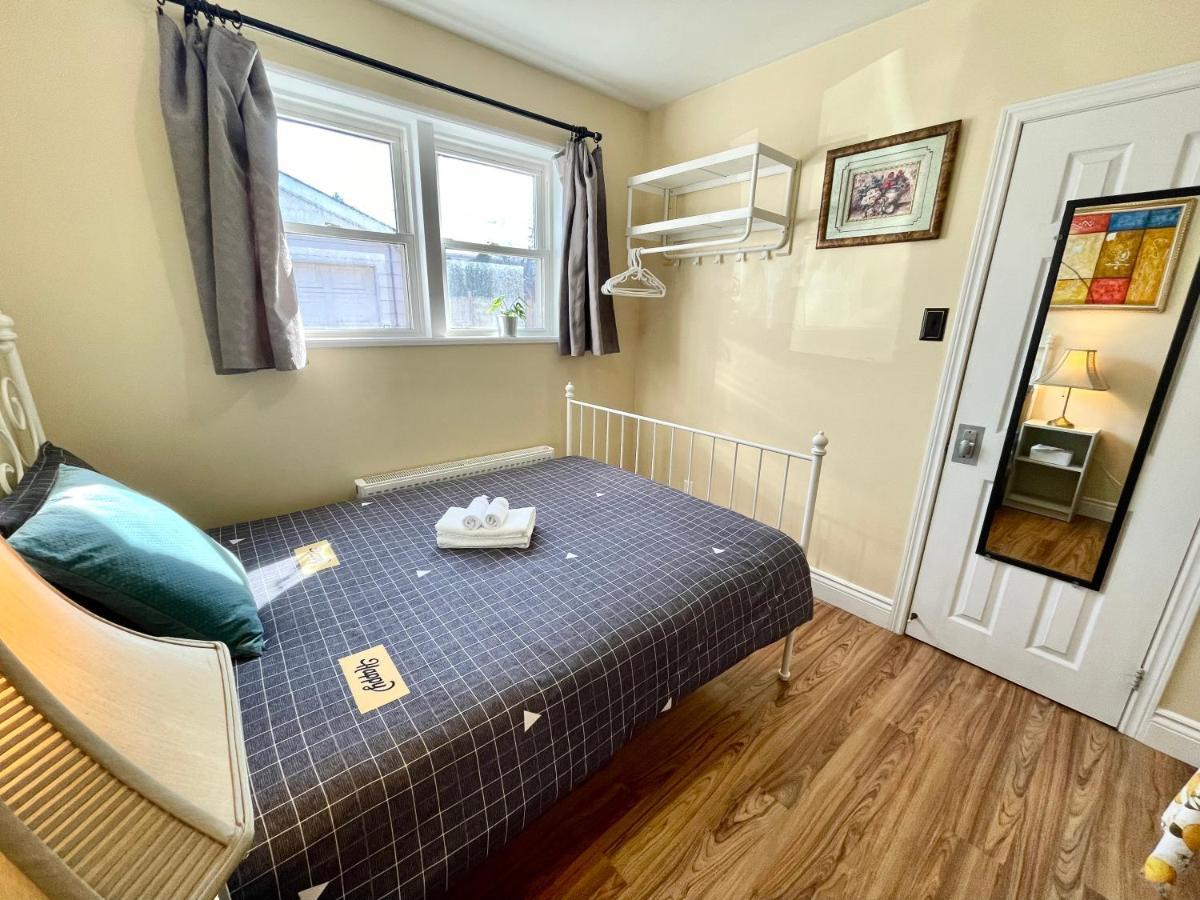 Perfect Home-Private Washrooms,Free Parking,High Speed Net Торонто Экстерьер фото
