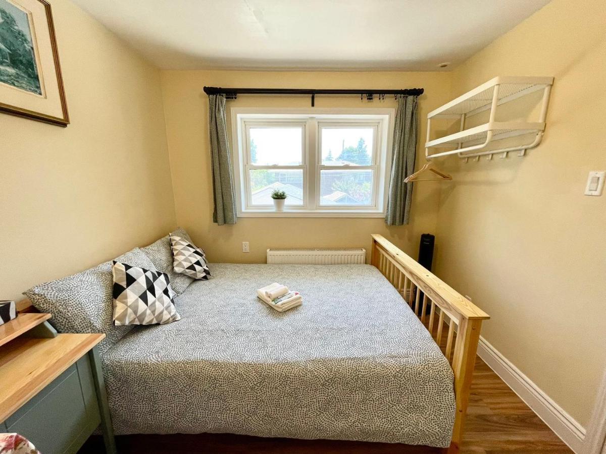 Perfect Home-Private Washrooms,Free Parking,High Speed Net Торонто Экстерьер фото