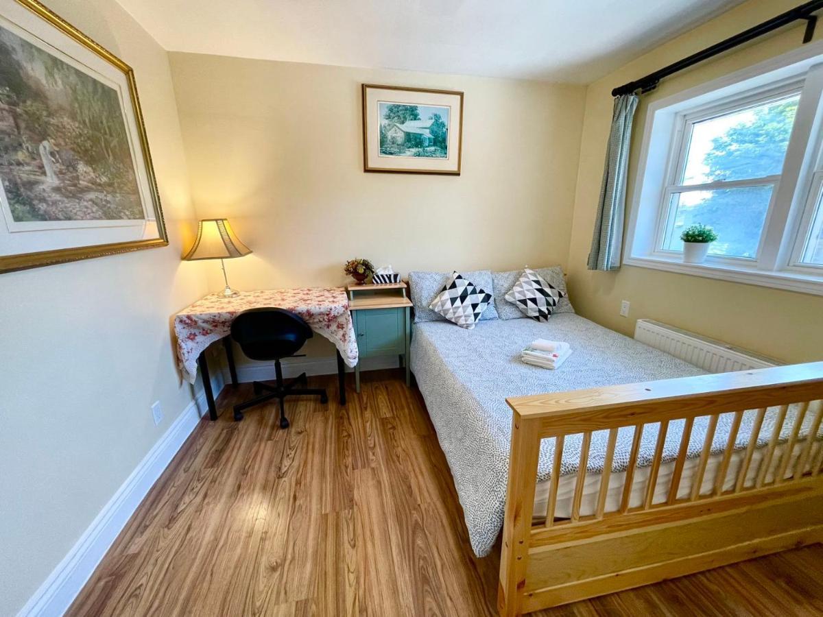 Perfect Home-Private Washrooms,Free Parking,High Speed Net Торонто Экстерьер фото