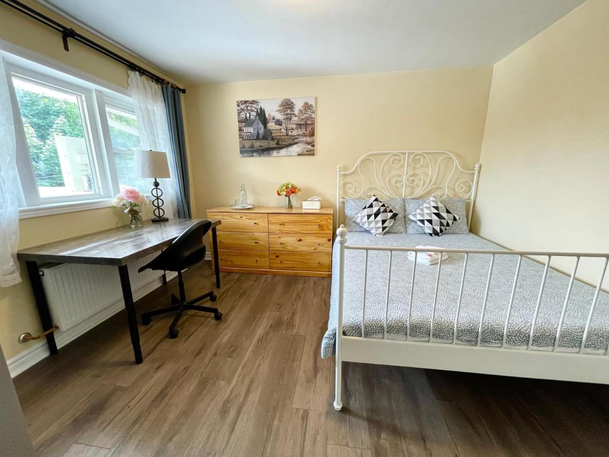 Perfect Home-Private Washrooms,Free Parking,High Speed Net Торонто Экстерьер фото